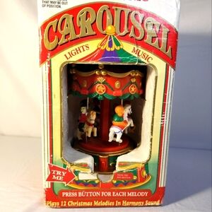 Vntge Holiday Merry Go Round Music and Lights. Tested In original box